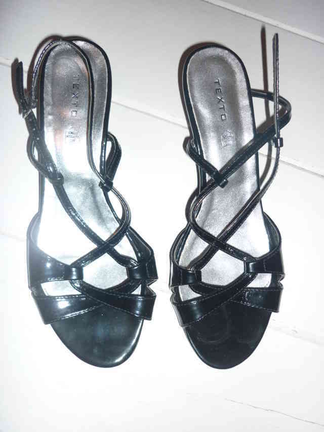 sandales vernis 