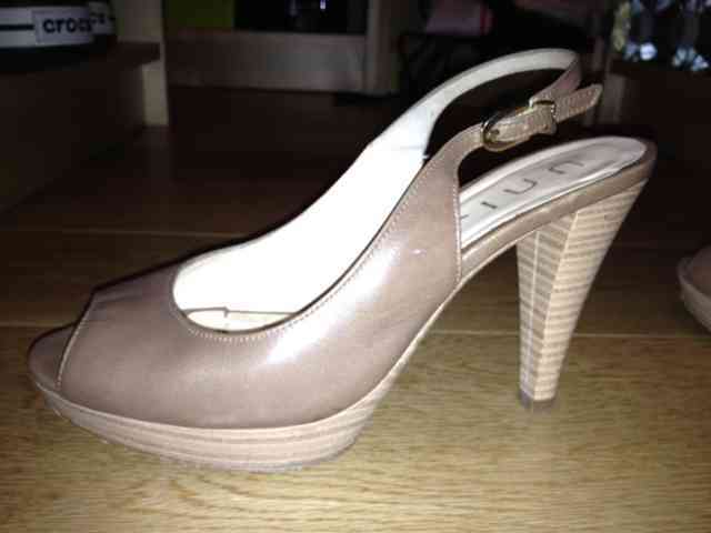 Chaussures UNISA - Taille 37 - Couleur TAUPE