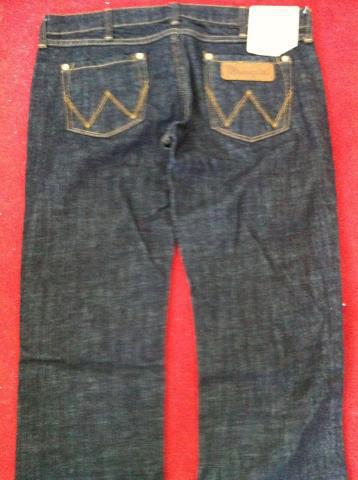 Jean Wrangler neuf avec étiquette