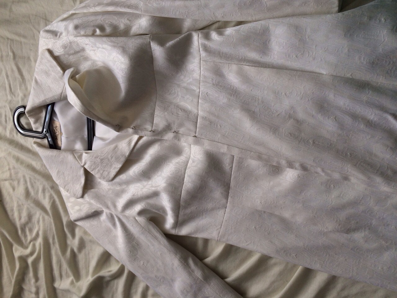 veste classique blanche baroque