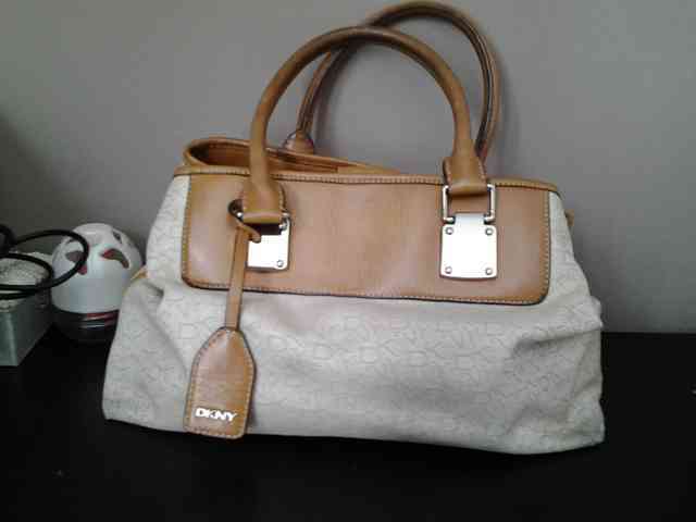 sac DKNY